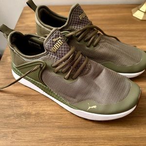 Puma Olive Green Women’s Soft Foam Optimal Comfort Sneakers, Size 8